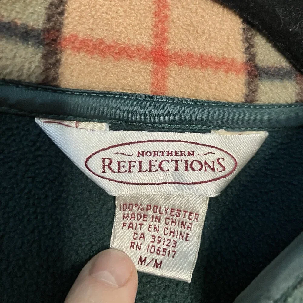 Northern Reflections Red & Green Plaid Snap-Front Cardigan - Picture 2 of 7